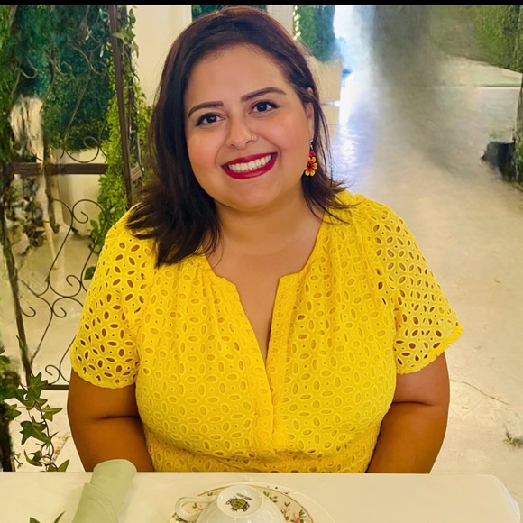 Meet your Posher, Hana - Picture 1 of 1